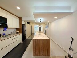 Sennett Estate (D13), Terrace #568185581